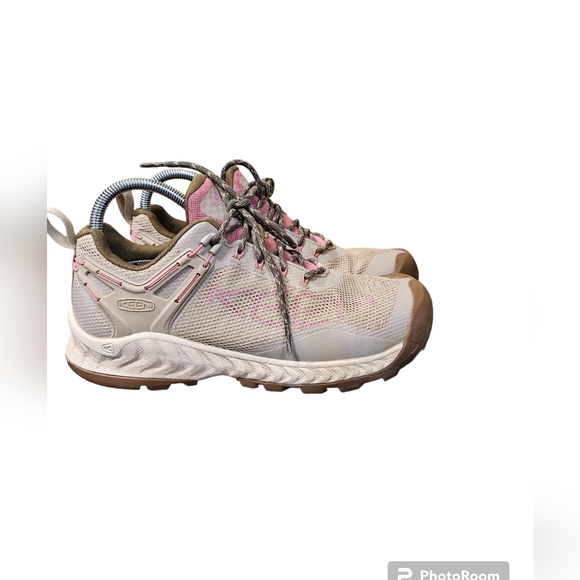 Keen Shoes - Keen Womens 9 NXIS Evo hiking shoe.